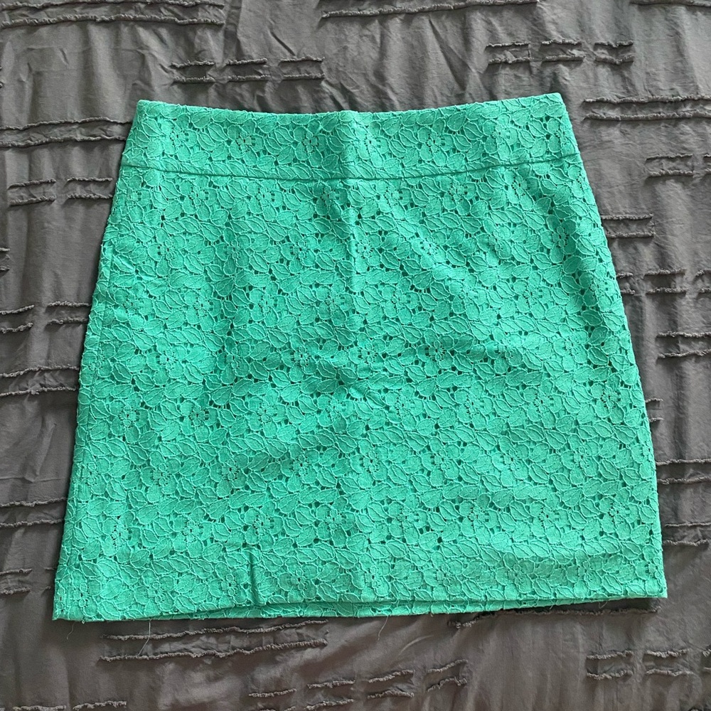 Loft lace/eyelet skirt